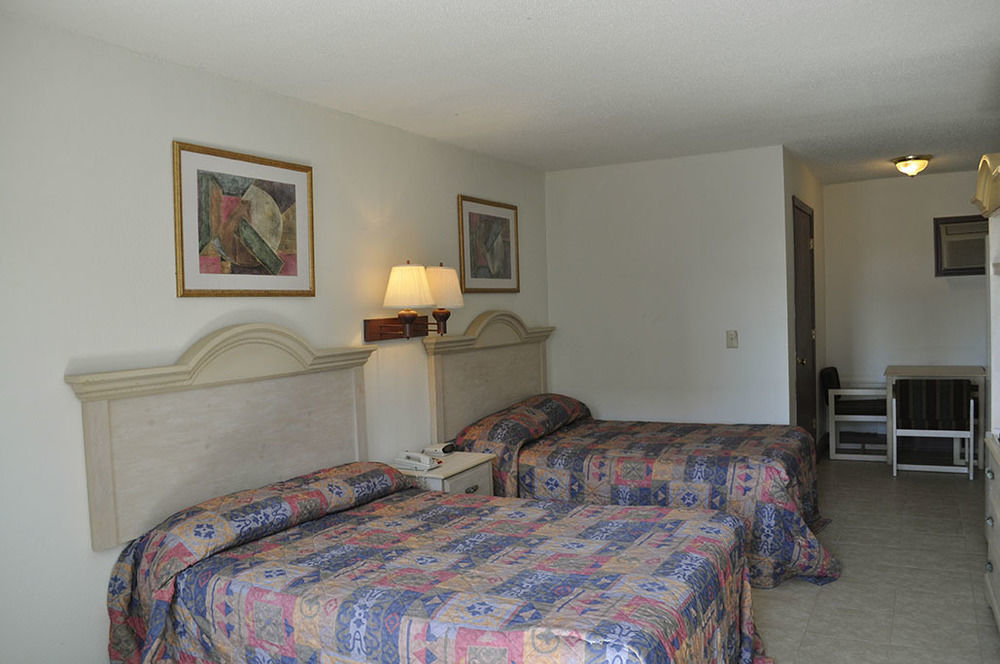 Oyo Hotel Myrtle Beach Kings Hwy Екстер'єр фото